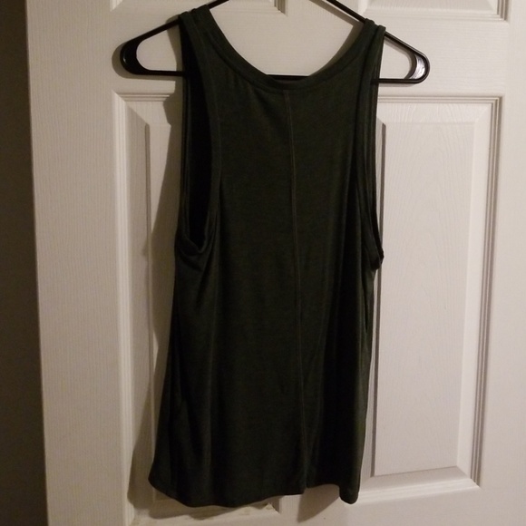 Guess - Picture 3 of 3